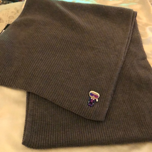 Karl Lagerfeld Heather Granite Long Ribbed Scarf Rainbow Enamel Karl OS NWT - Picture 7 of 16